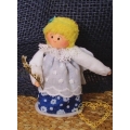 Andělíček - krojovaná panenka - cyklus advent